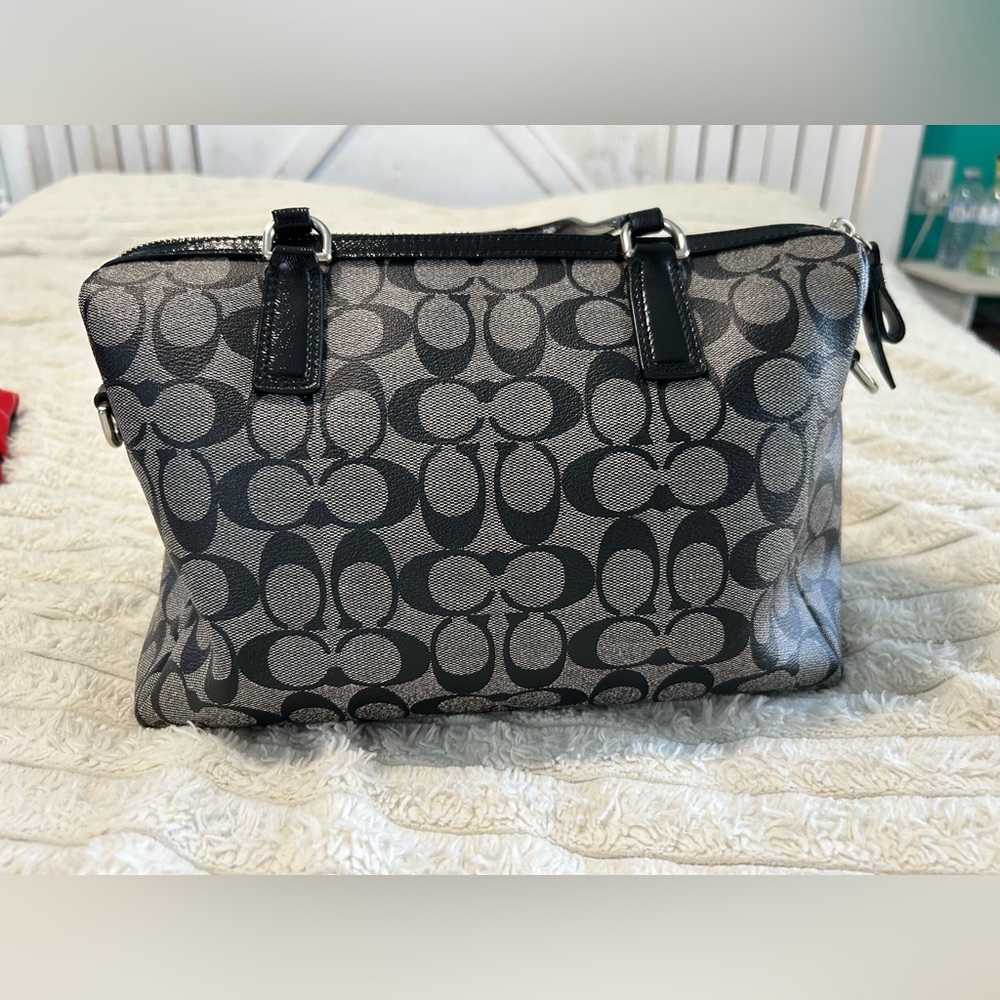 Coach Bag - Picture 6 of 13